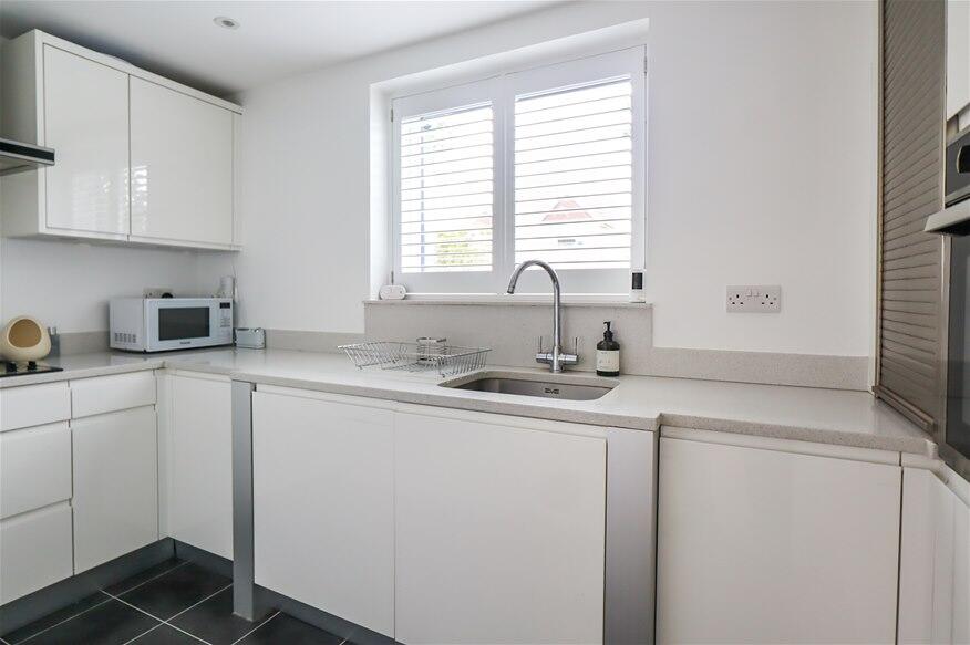 Additional image 9 of Tuffnells Way, Harpenden, AL5