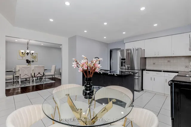 Additional image 17 of 36 Tanager Sq