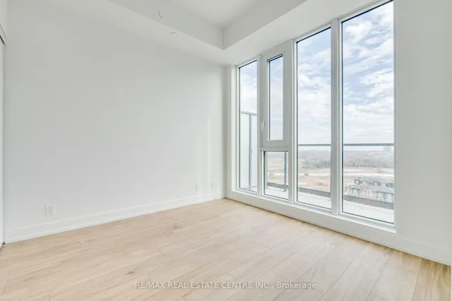 Additional image 17 of 225 Veterans Dr Unit 1207