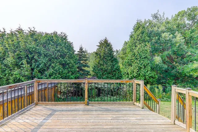 Additional image 40 of 14 Valleypark Cres