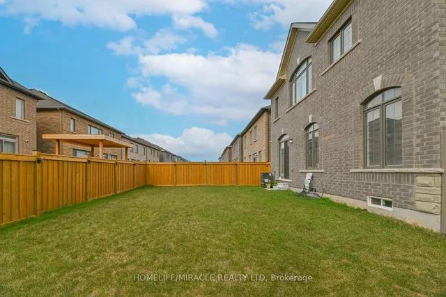 Additional image 43 of 9 Bavenden Cres