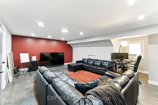 Additional image 34 of 65 Sunvale Pl