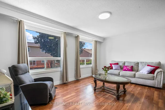 Additional image 11 of 21 Foxacre Row