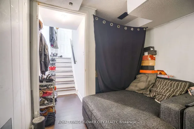 Additional image 27 of 7475 Goreway Dr Unit 49