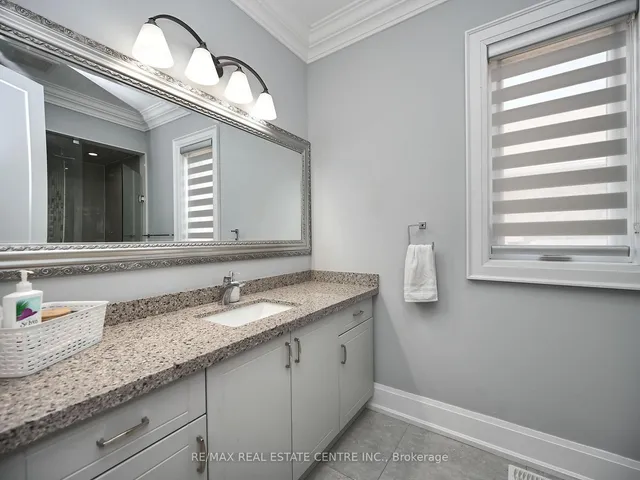 Additional image 14 of 2459 Nichols Dr