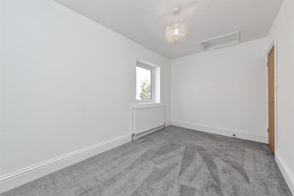 Additional image 19 of Frogmore, St. Albans