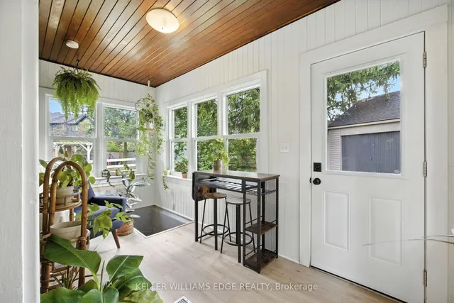 Additional image 23 of 1999 Main St