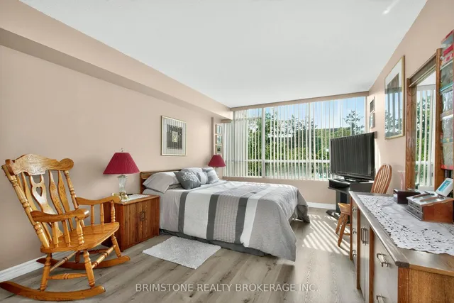 Additional image 31 of 26 Hanover Rd Unit 202