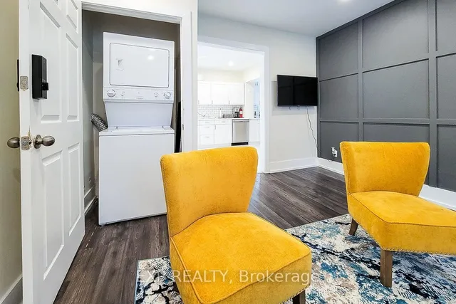 Additional image 36 of 395 Aberdeen Ave