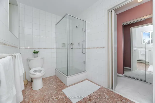 Additional image 27 of 70 Hillside Dr