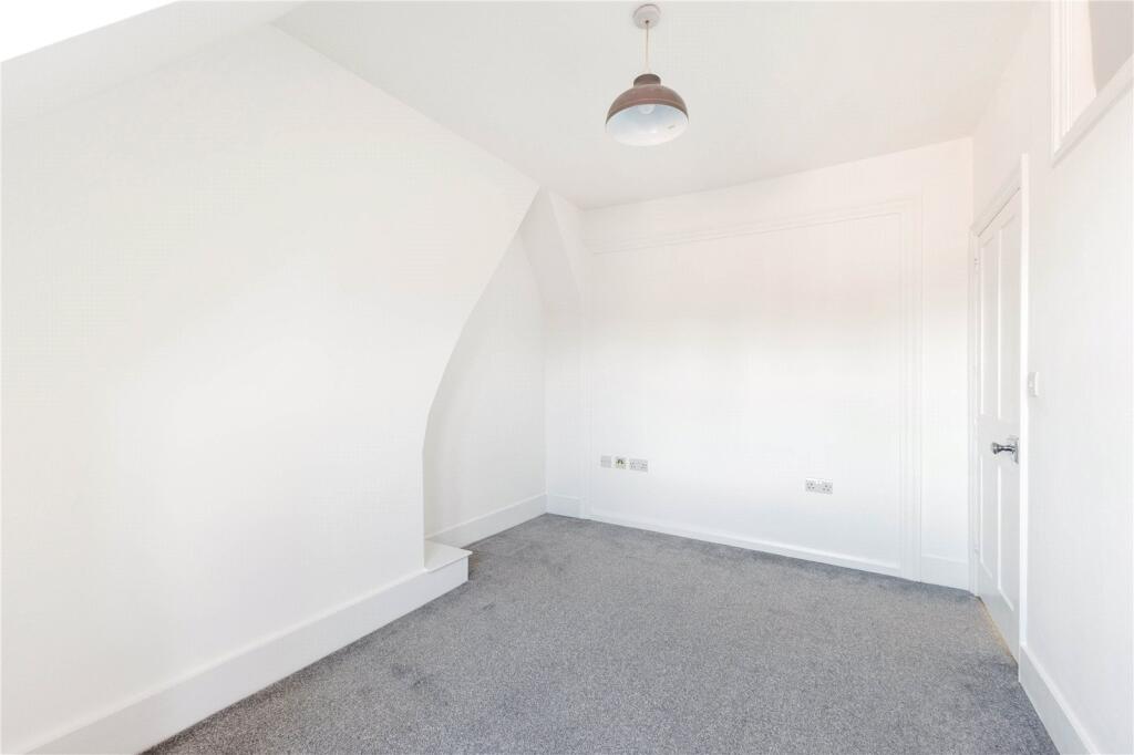 Additional image 7 of The Leys, 38 High Street, Harpenden, Hertfordshire, AL5