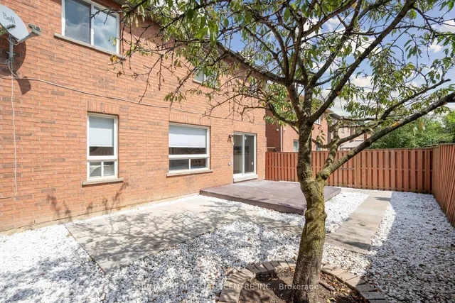 Additional image 45 of 39 Four Seasons Circ