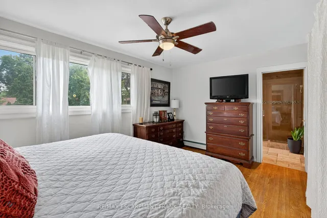 Additional image 22 of 25 Belair Dr