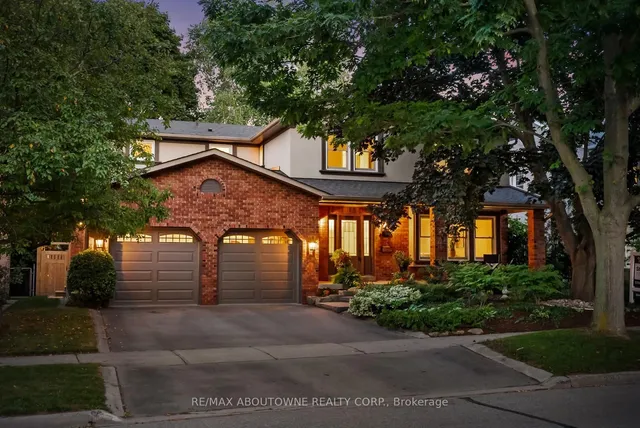 2262 Constance Dr
