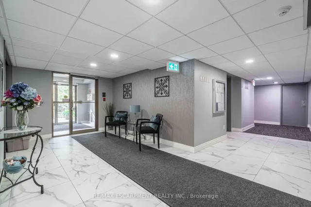 Additional image 36 of 3499 Upper Middle Rd Unit 102