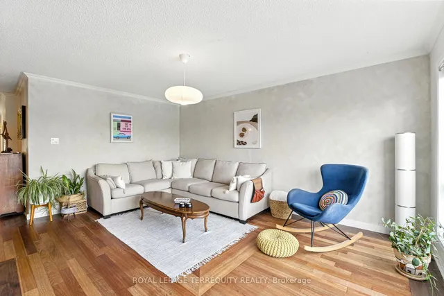 Additional image 10 of 1117 Riddell Cres