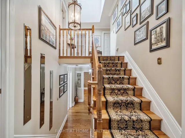 Additional image 9 of 18 Claypine Tr