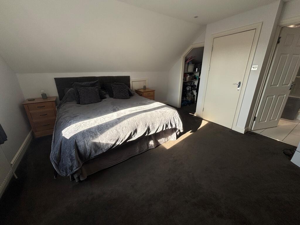 Additional image 5 of High Street, London Colney, AL2