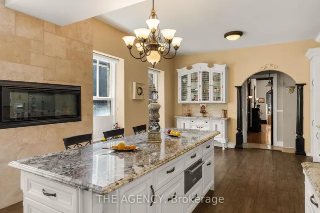 Additional image 15 of 26 Ravenscliffe Ave