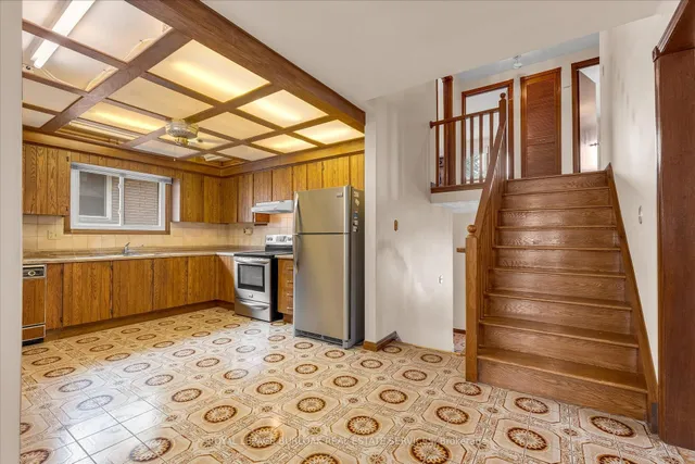 Additional image 13 of 120 Ravenbury Dr