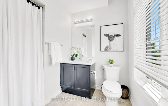 Additional image 27 of 46 Lola Cres