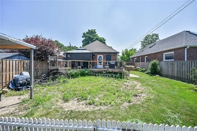 Additional image 41 of 118 East 6th St