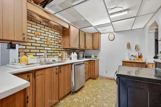 Additional image 14 of 626 George St