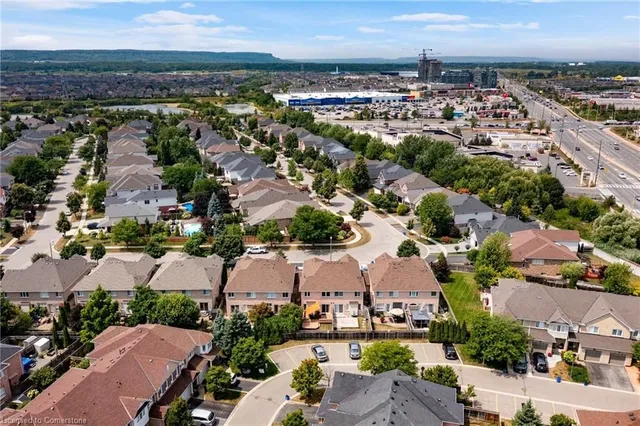 Additional image 35 of 2626 Armour Cres