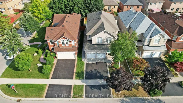 Additional image 41 of 588 Warhol Way