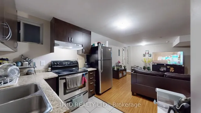 Additional image 41 of 169 Fennamore Terr