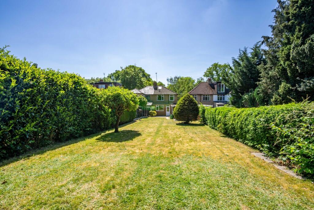 Additional image 19 of Batchwood Drive, St. Albans, Hertfordshire, AL3