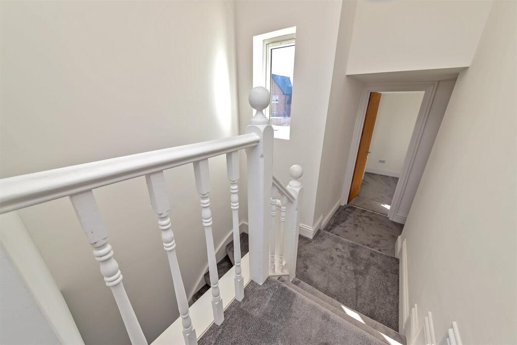 Additional image 14 of Frogmore, St. Albans