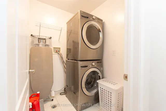 Additional image 32 of 929 Philbrook Dr