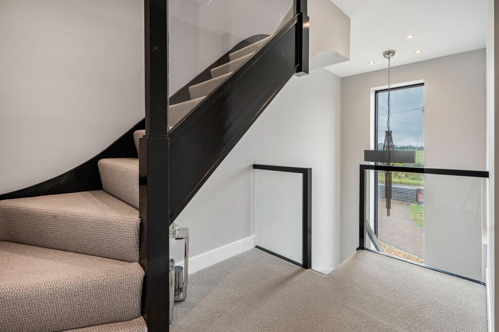 Additional image 26 of Highfield Lane, St Albans, AL4