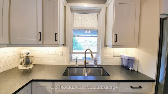 Additional image 8 of 324 East 43rd St