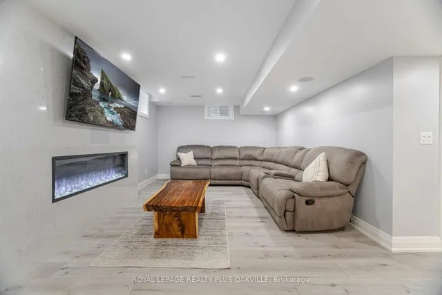 Additional image 38 of 64 Sutherland Cres