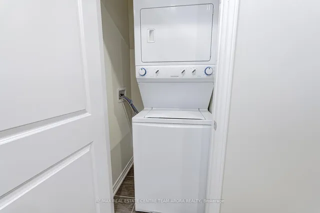 Additional image 18 of 2326 Taunton Rd Unit 303