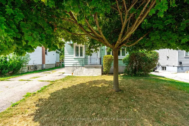 Additional image 2 of 218 East 27th St