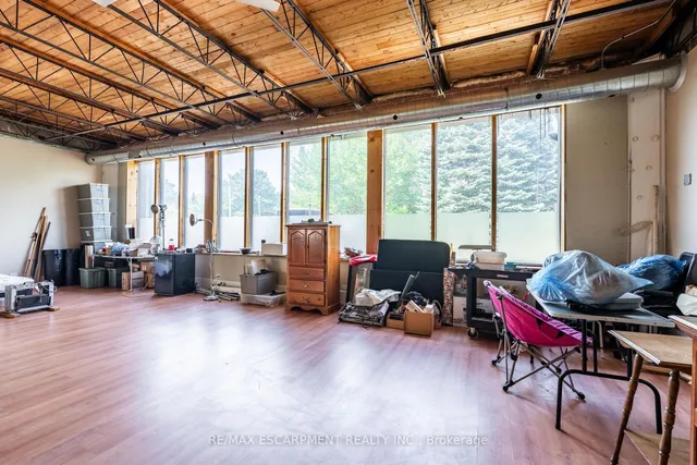 Additional image 7 of 1090 Brock Rd