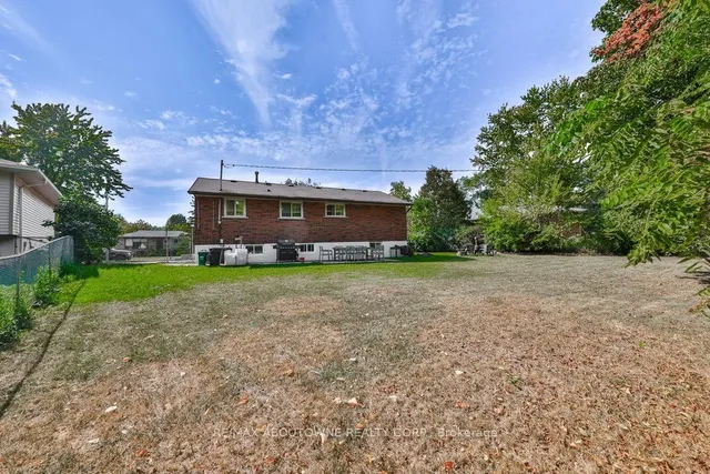 Additional image 24 of 419 Erindale Dr