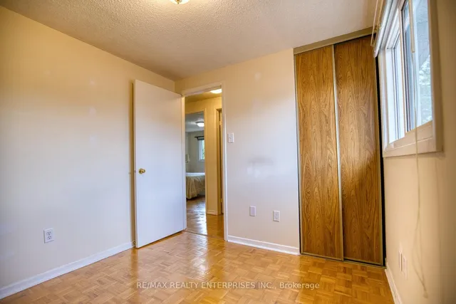 Additional image 17 of 75 Lakecrest Tr