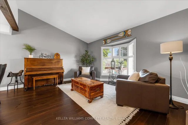 Additional image 5 of 456 Acadia Dr