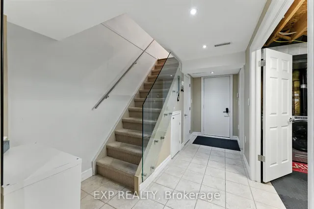 Additional image 36 of 65 Sunvale Pl