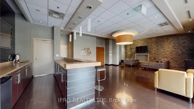 Additional image 6 of 215 Queen St Unit 509