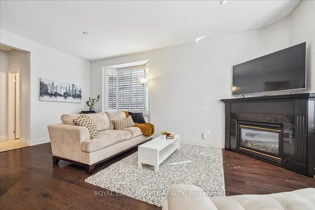 Additional image 16 of 5080 Fairview St Unit 72