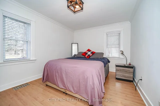 Additional image 18 of 443 5th Concession Rd