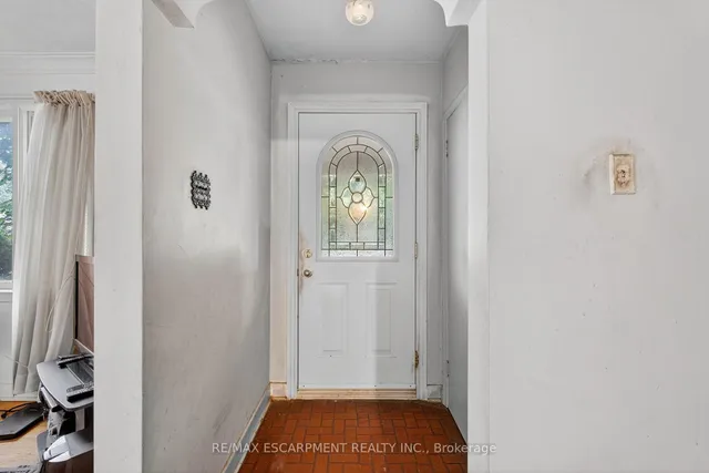 Additional image 6 of 626 George St