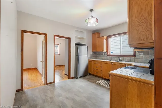 Additional image 24 of 411 Mary St