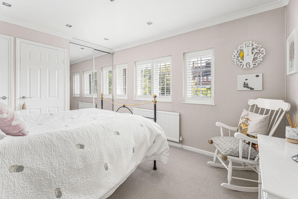 Additional image 8 of Saxon Close, Harpenden, AL5