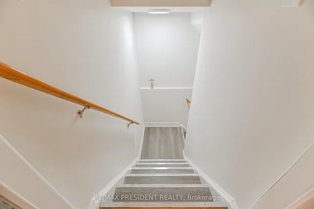 Additional image 34 of 4 Lawnview Crt